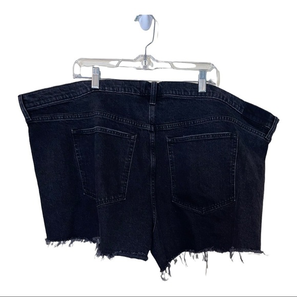 NWT ABERCROMBIE & FITCH High Rise Mom Shorts Black Distressed Size 37/24 - Picture 4 of 7